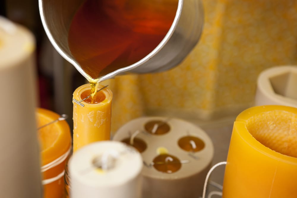 Velas de cera Abeja Natural, Velas de miel para rituales.(Pack 14 VELAS 10  cm x 2,4 cm) - SIN PARAFINA - 100% Artesanal,Origen Epaña en Sierra de La